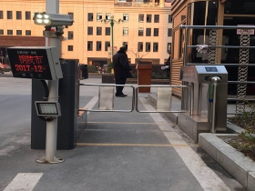 安徽銅陵順達(dá)玫瑰園通道閘